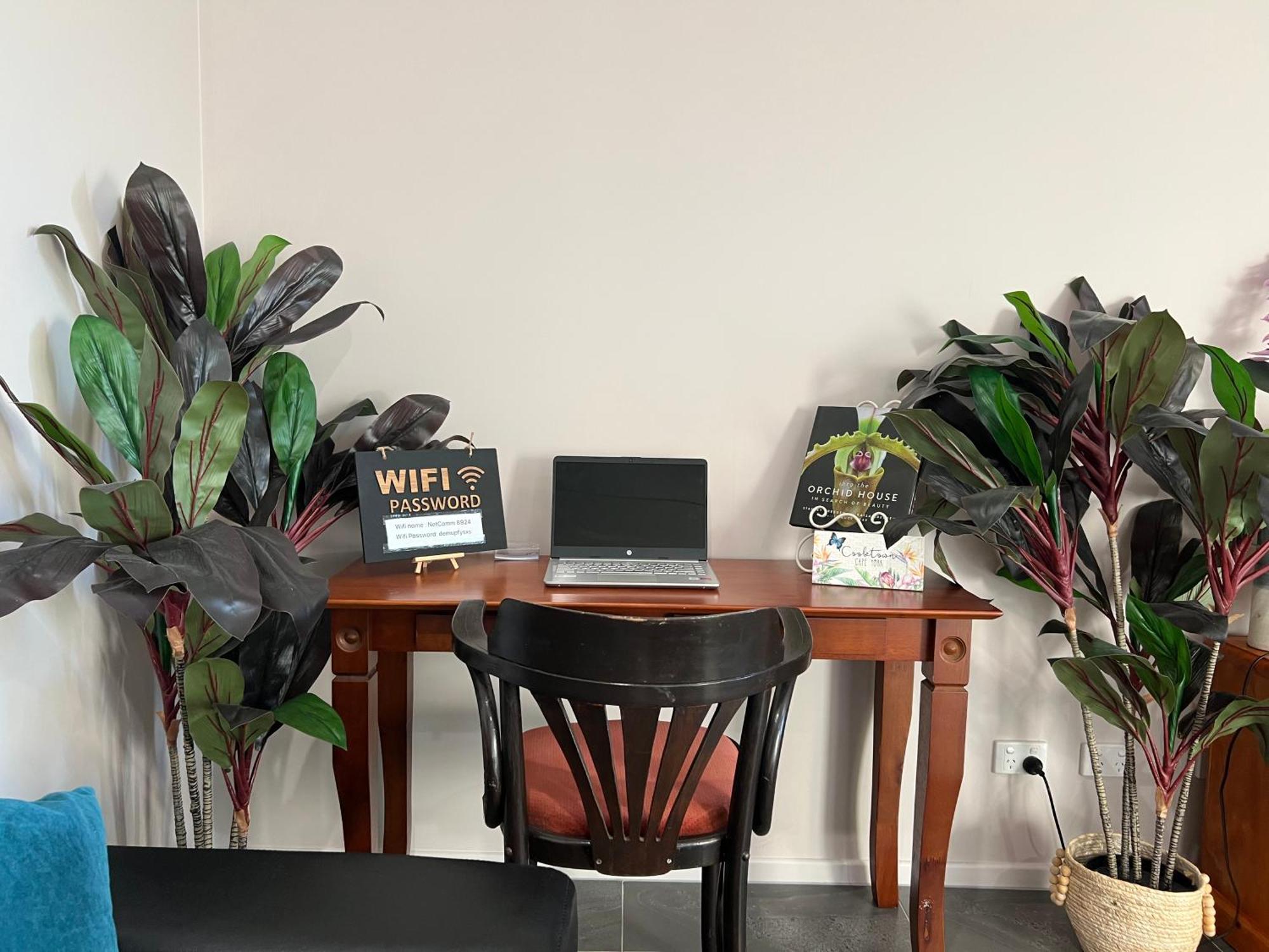 The Orchid Suite - Apartment In Cooktown Esterno foto